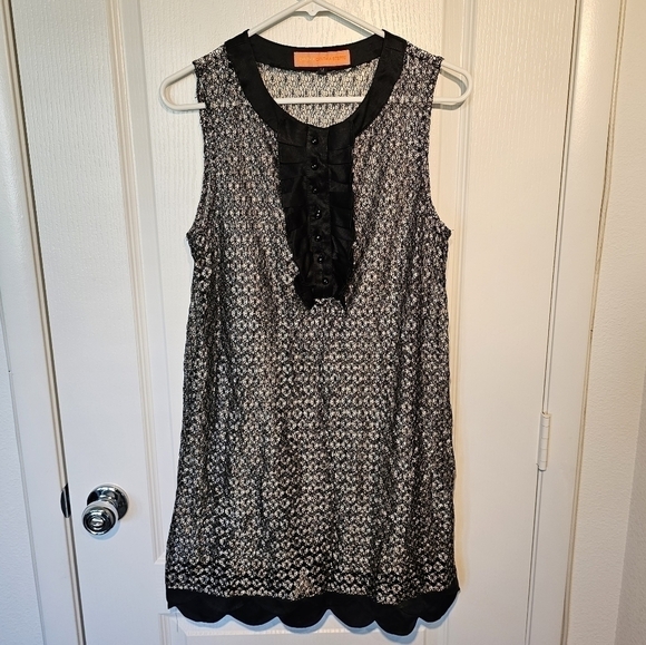 Cynthia Steffe Black and Gold Sleeveless Sheer Mini Dress size 14 - Picture 3 of 6